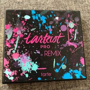 Tarte PRO Amazonian Clay remix palette